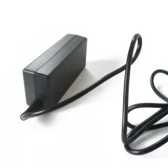 TOSHIBA Orjinal Standart uç 5.5.2.5 19v 3.42A 65W Adaptör Şarj Cihazı