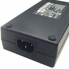 Toshiba 180w 19v 9.5A 4pin Dişi Giriş Toshiba Satellite X200 X500 X870 X875, Qosmio X205 X305 X500 X505 X770 X775 X870 X875 X70 PA3546E-1AC3, ADP-180HB B, PA3673U-1AC3, PA-1181-02, PA3546U-1ACA, PA3546U-1AC3 Adaptör Şarj Cihazı
